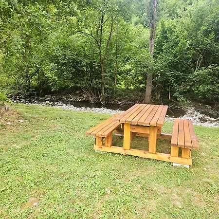 Ostojic * Mokra Gora